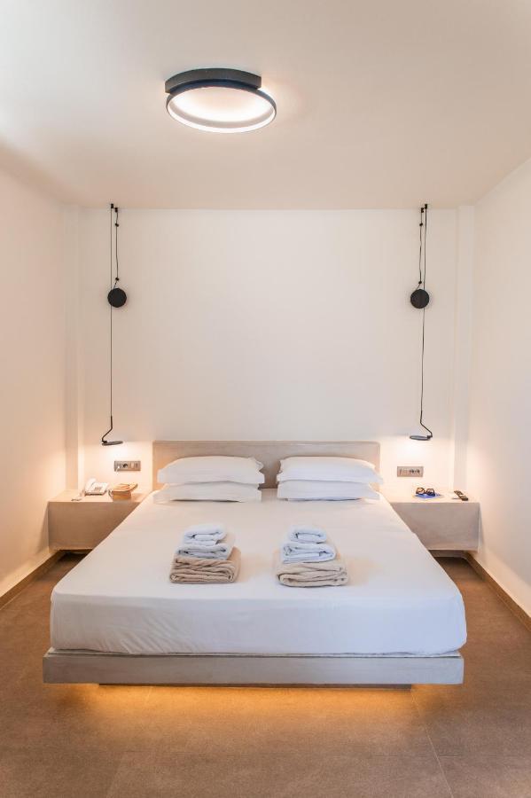 North Wind Luxury Suites Oía Exterior foto