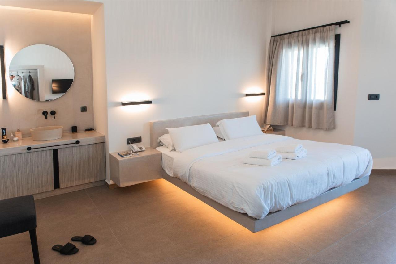 North Wind Luxury Suites Oía Exterior foto