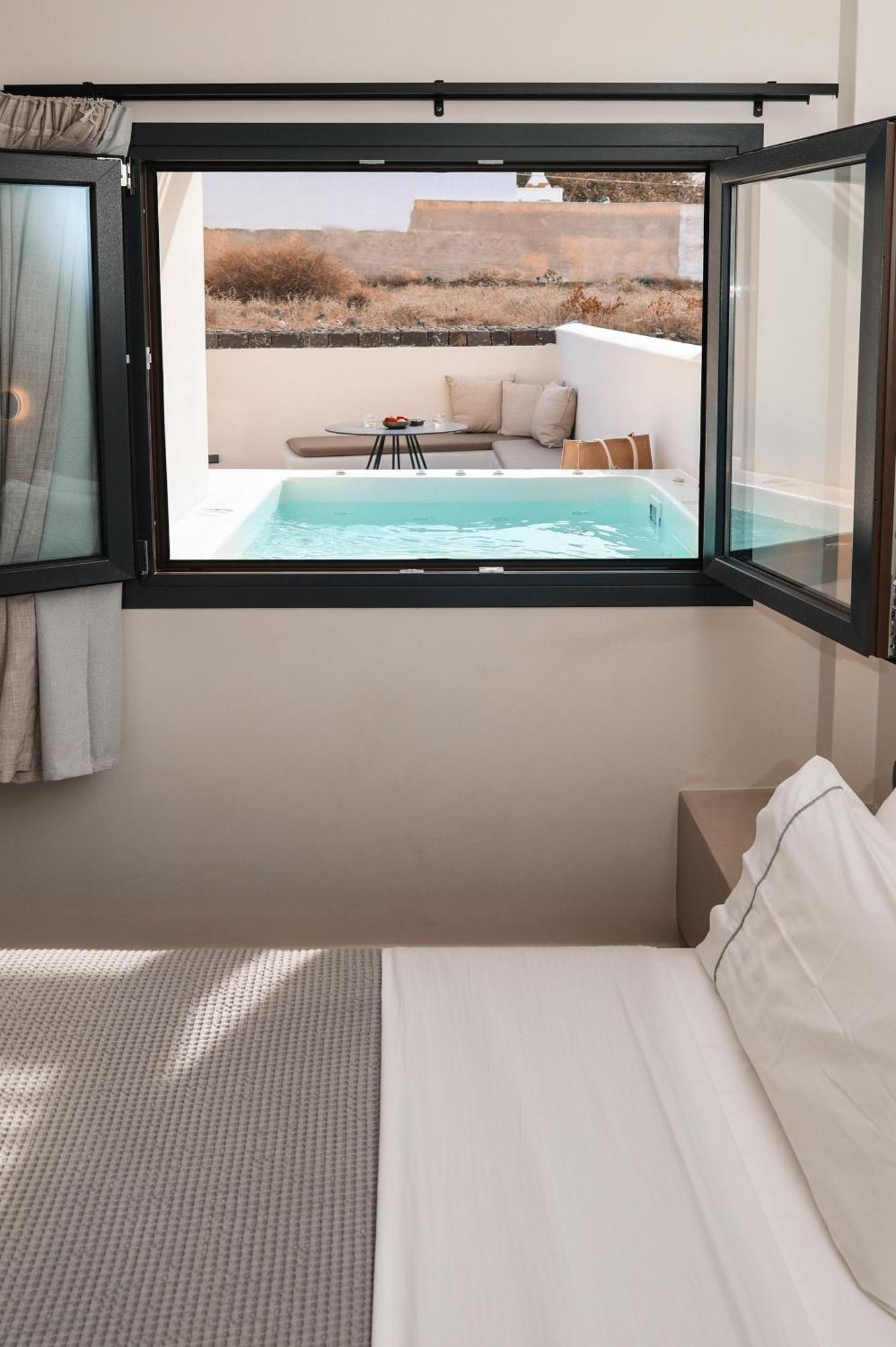 North Wind Luxury Suites Oía Exterior foto